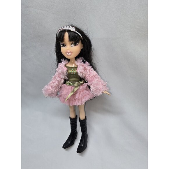 Bratz Princess Jade Doll Rare- Mark On Hand- See Description - Picture 3 of 16